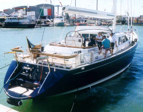 Spirit of Fitzroy with FRP exhaust system by ARMATEC.