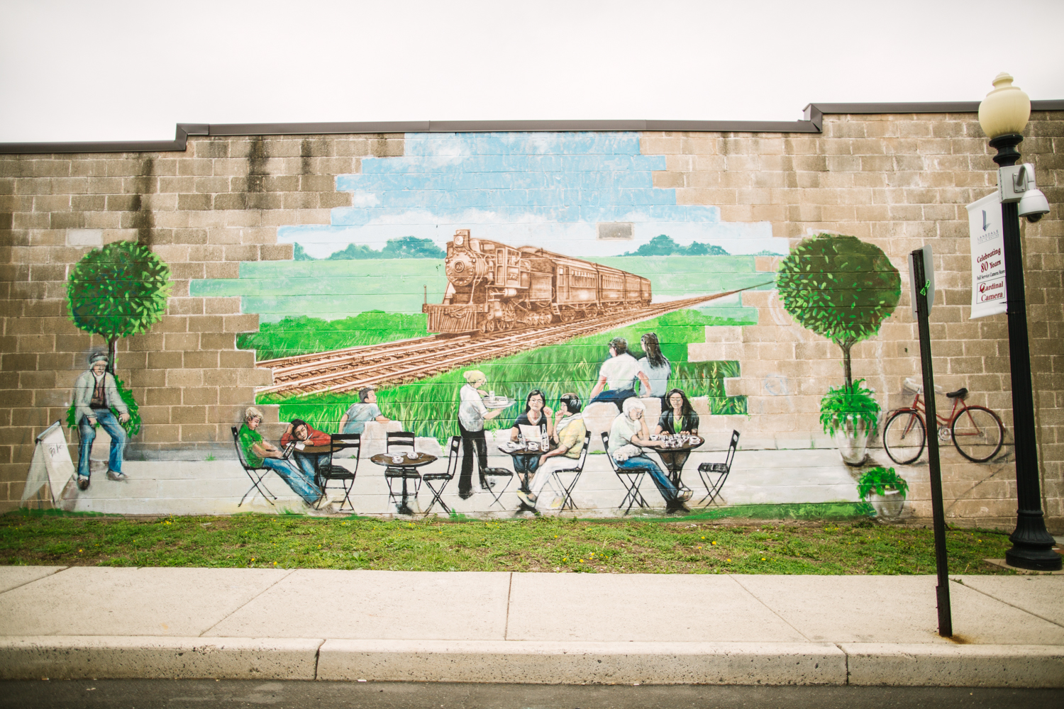 Image of mural outside of the cafe