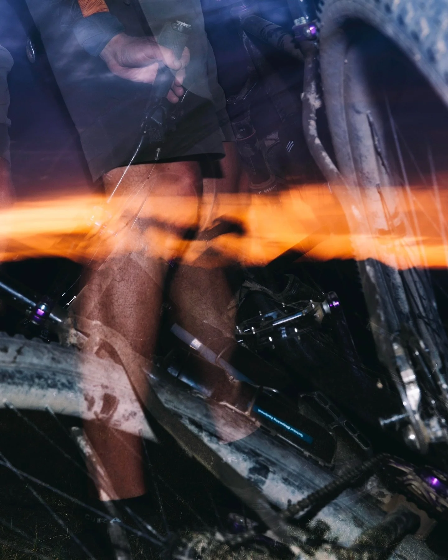 More for @tailfincycling&rsquo;s bar system launch. This time up high for sunrise on the @lesperitdelbikepacking El Piri route with @jamesmarkhayden.