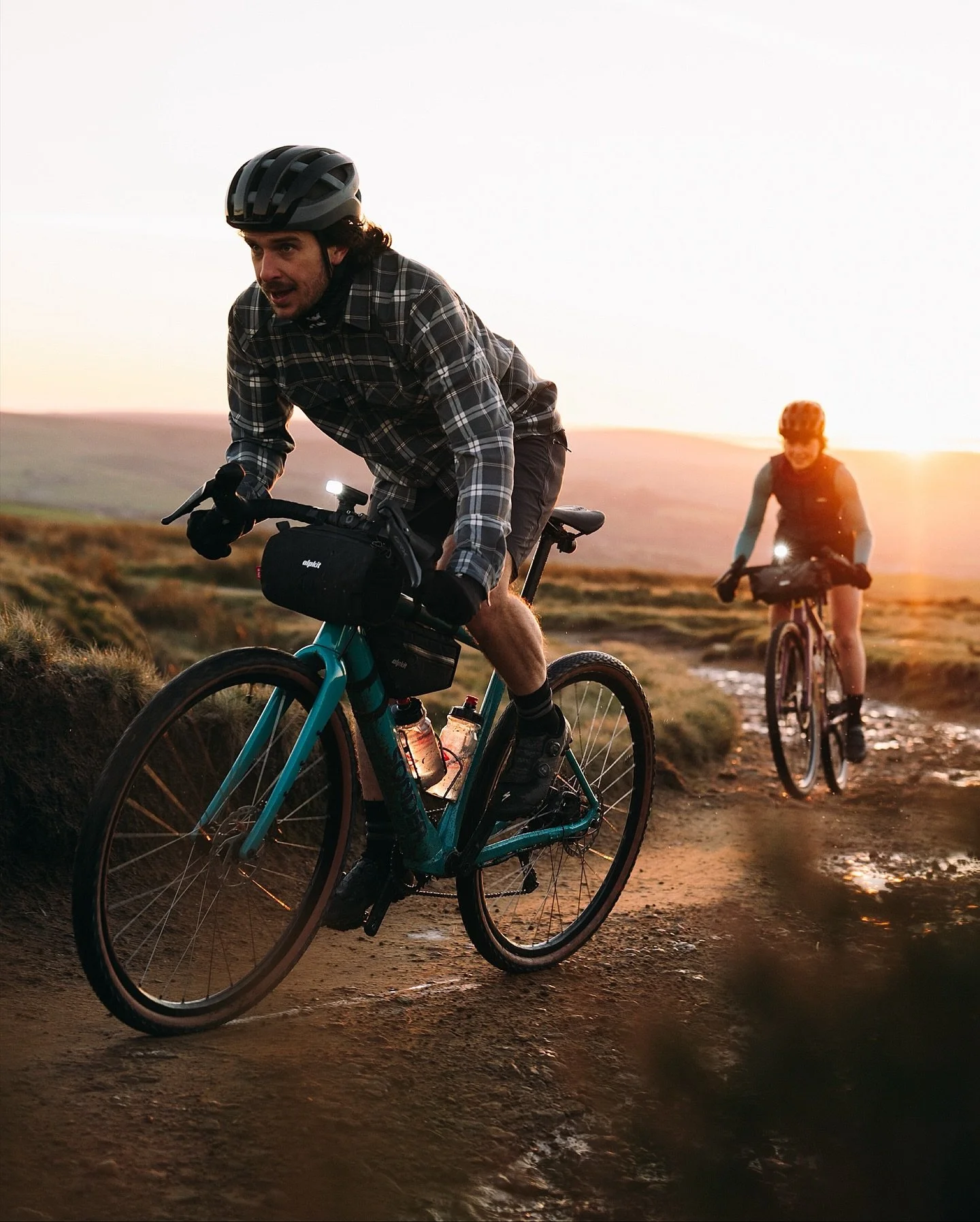 Photos, video, drone, all in a big sunrise to sunset day on the El Camino launch for @sonderbikes / @alpkit.