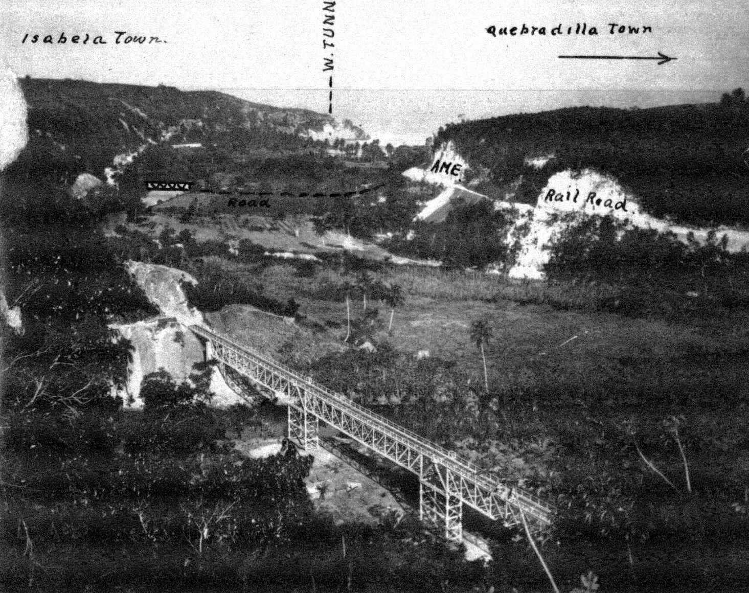 Vista del puente sobre el río Guajataca. (1909)