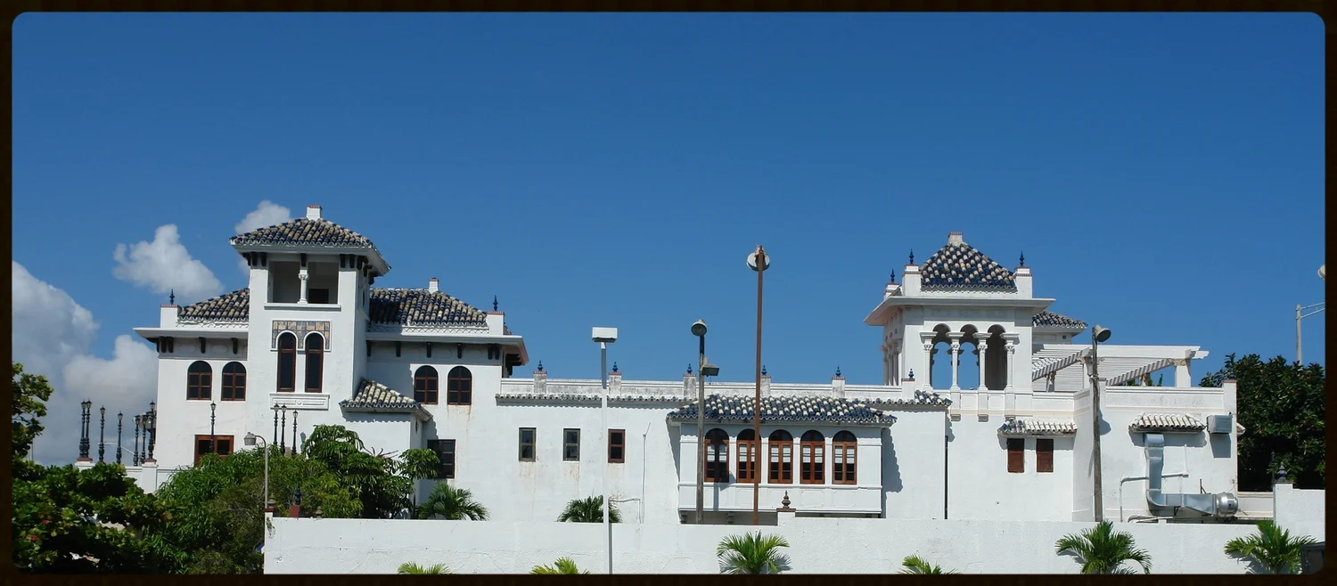 ArquiShow-Up: Casa de España