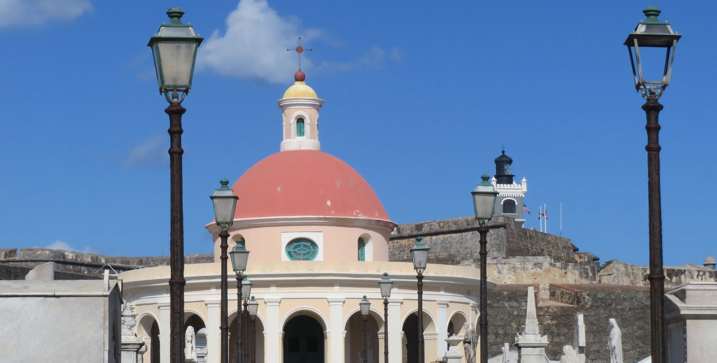 ArquiCementerio Santa Maria Magdalena de Pazzi*