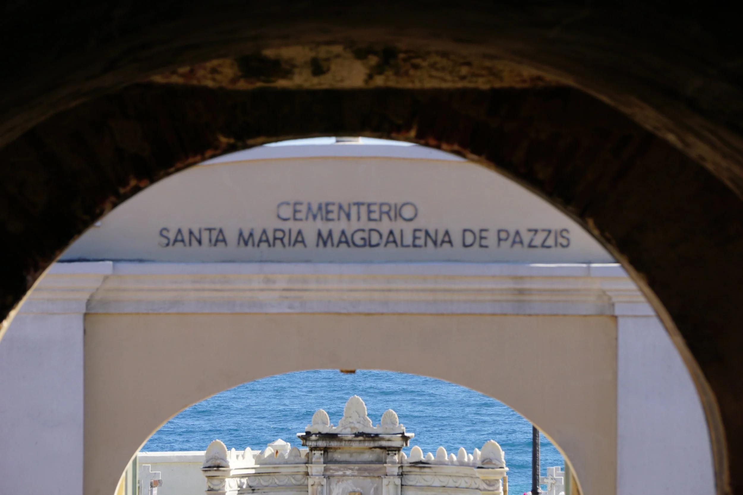ArquiCementerio Santa Maria Magdalena de Pazzi*
