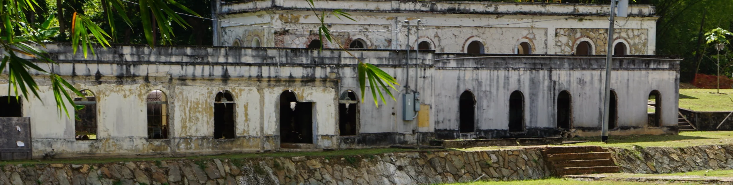 Antiguo Acueducto del río Piedras
