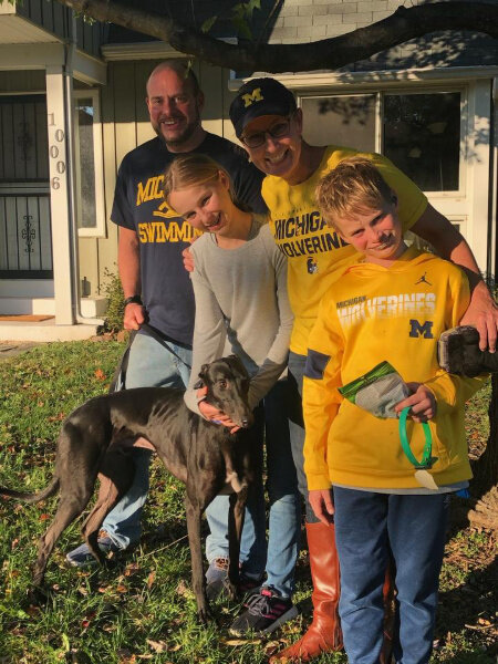 BRGA welcomes Eric, Kelly, and their 3 children with their new awesome Greyhound, Ernie! Ernie is an adorable and sweet boy who actually loves to swim! Ernie will be enjoying hanging out with the family, fun walks and if he is a good boy, will learn how to use the pool! Congratulations to the family and Ernie into the BRGA Pack!