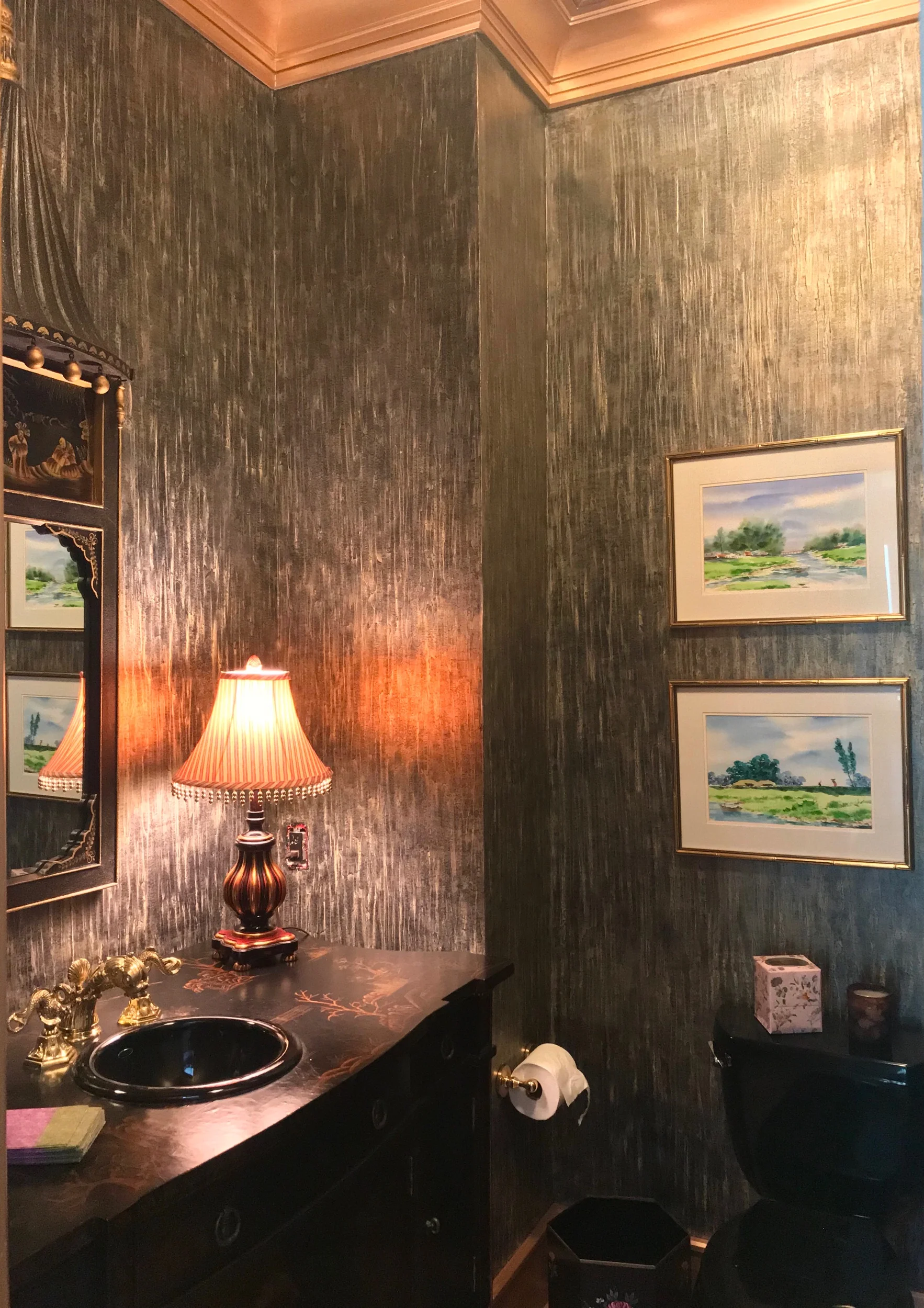 Vertical Metallic Plaster