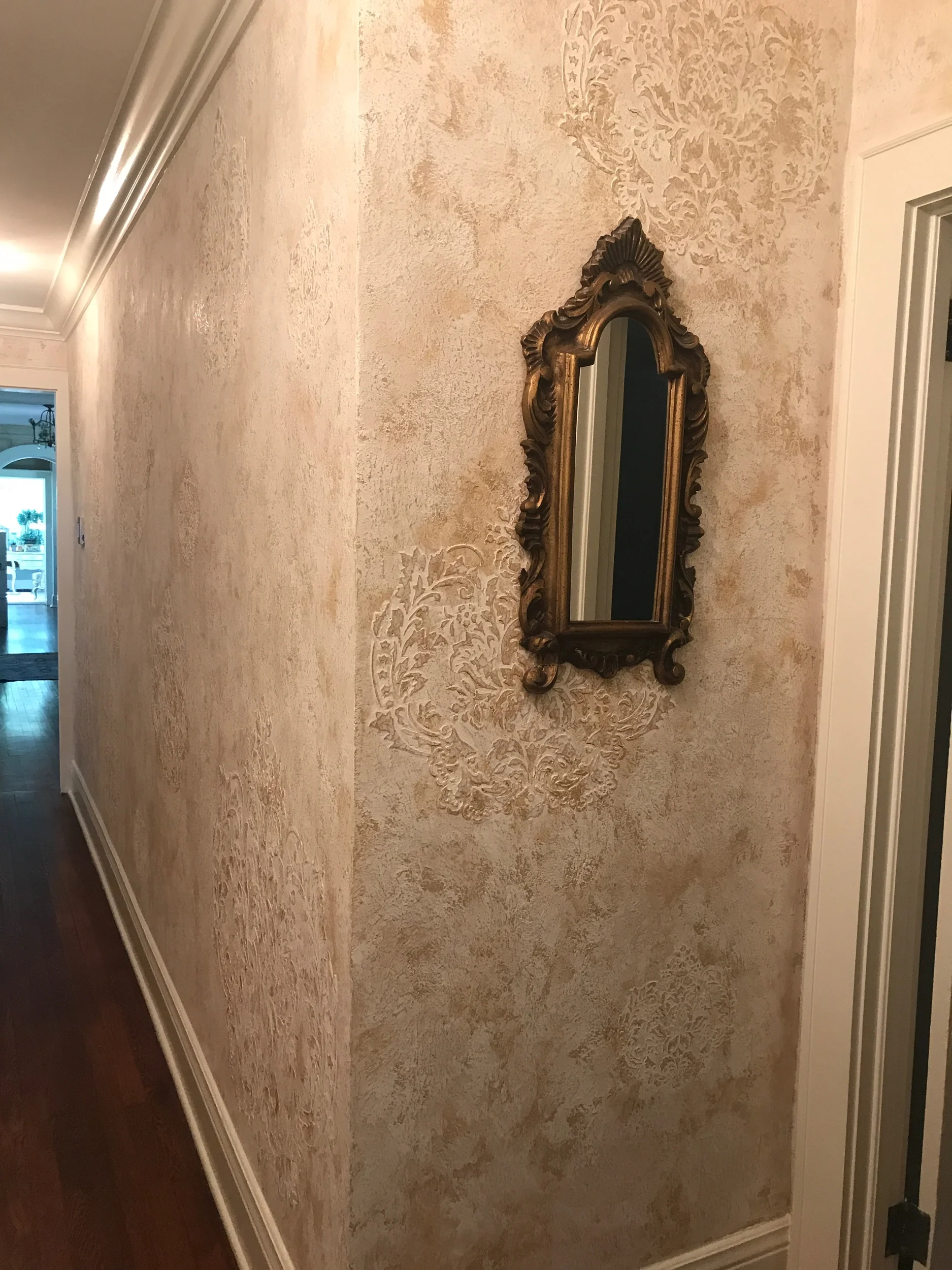 Broken Damask Textured plaster