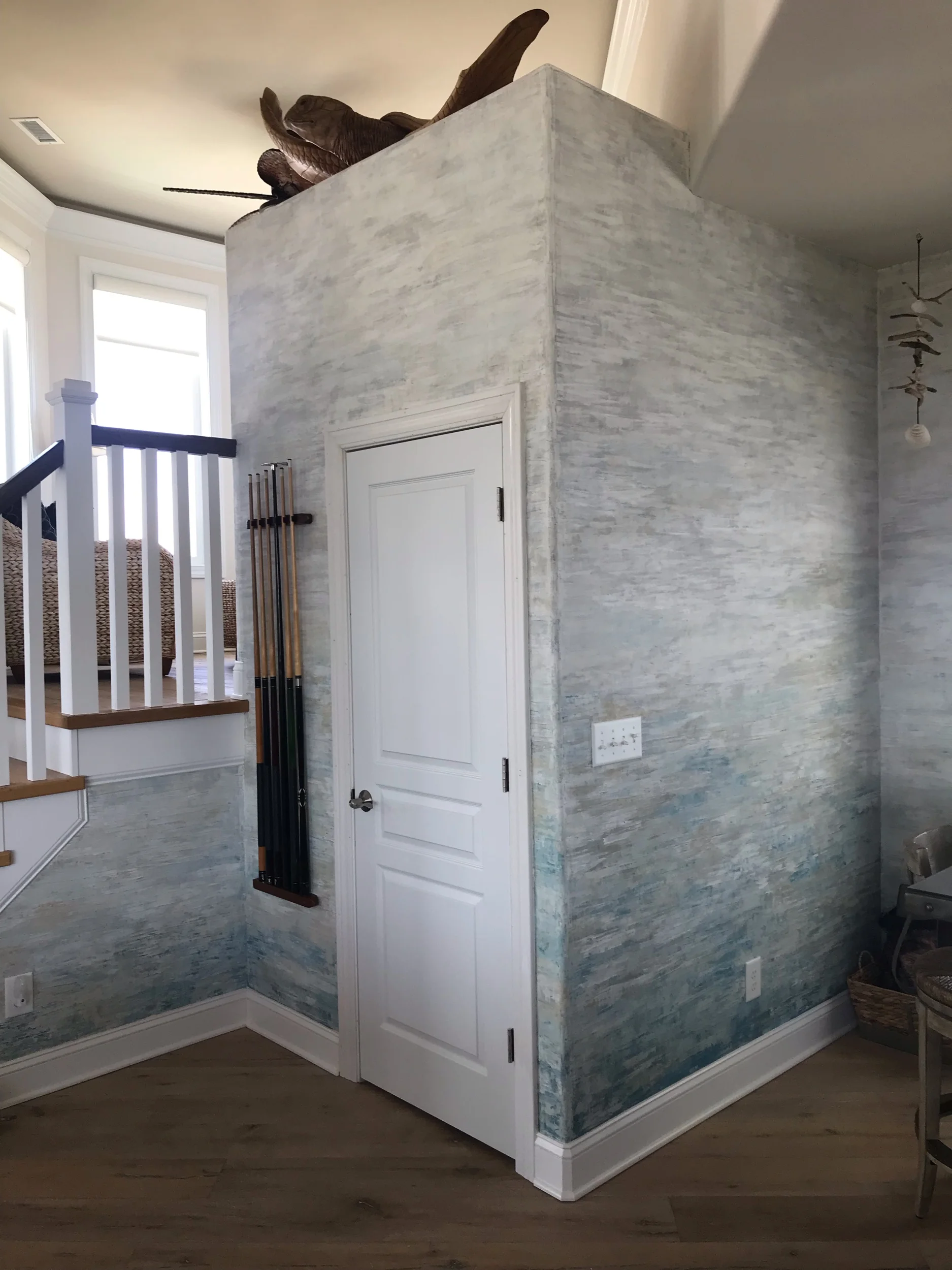 Castaway Blue Textured Plaster Ombré Walls