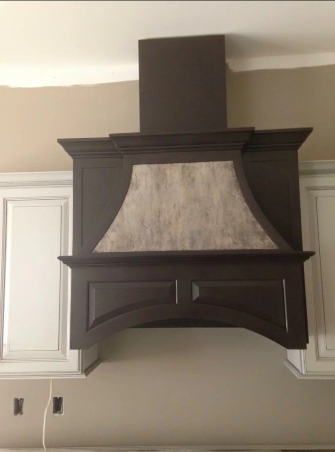 Linear Venetian Plaster Range Hood