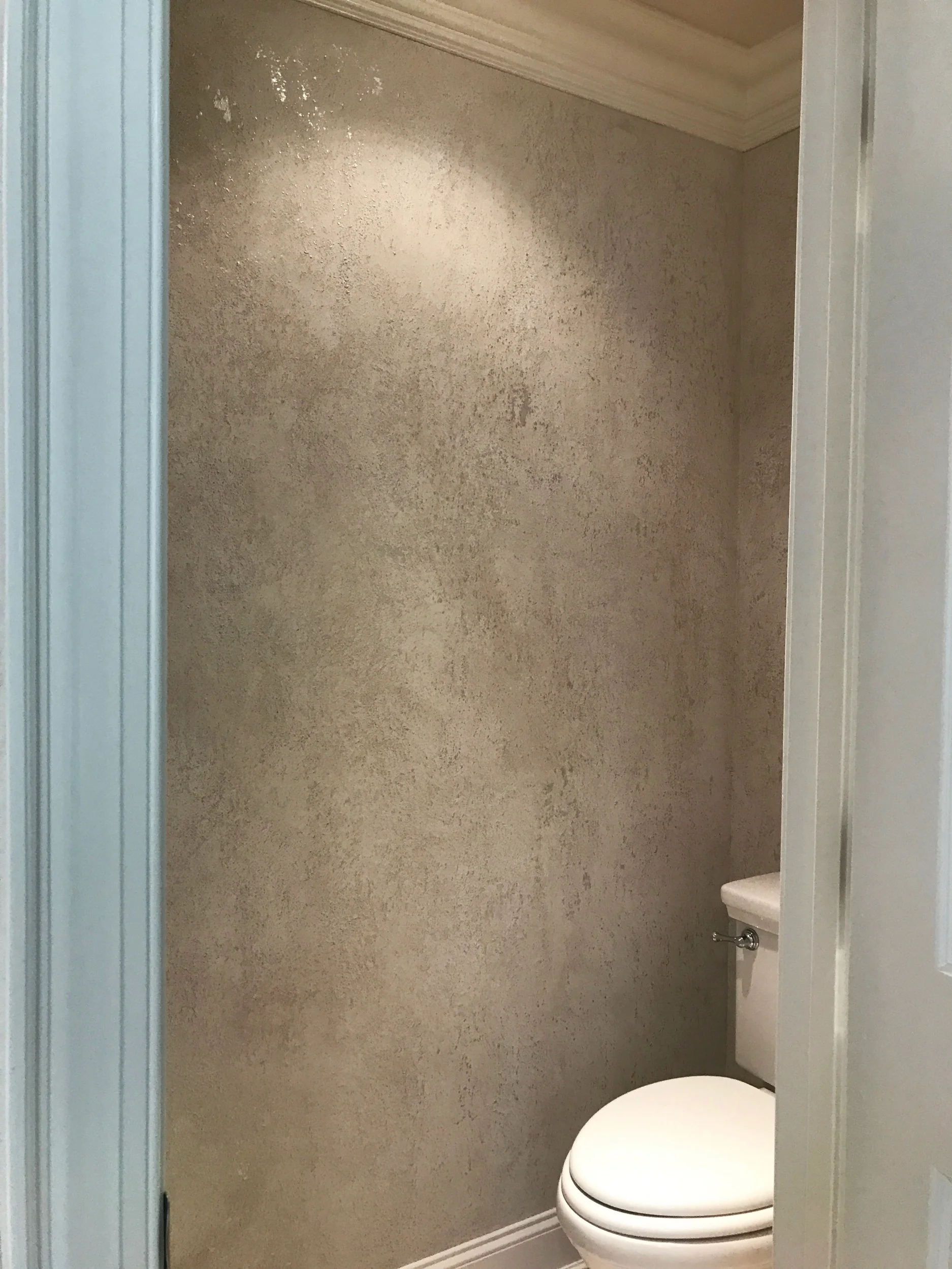 Sandy Plaster with Pearl Highlights