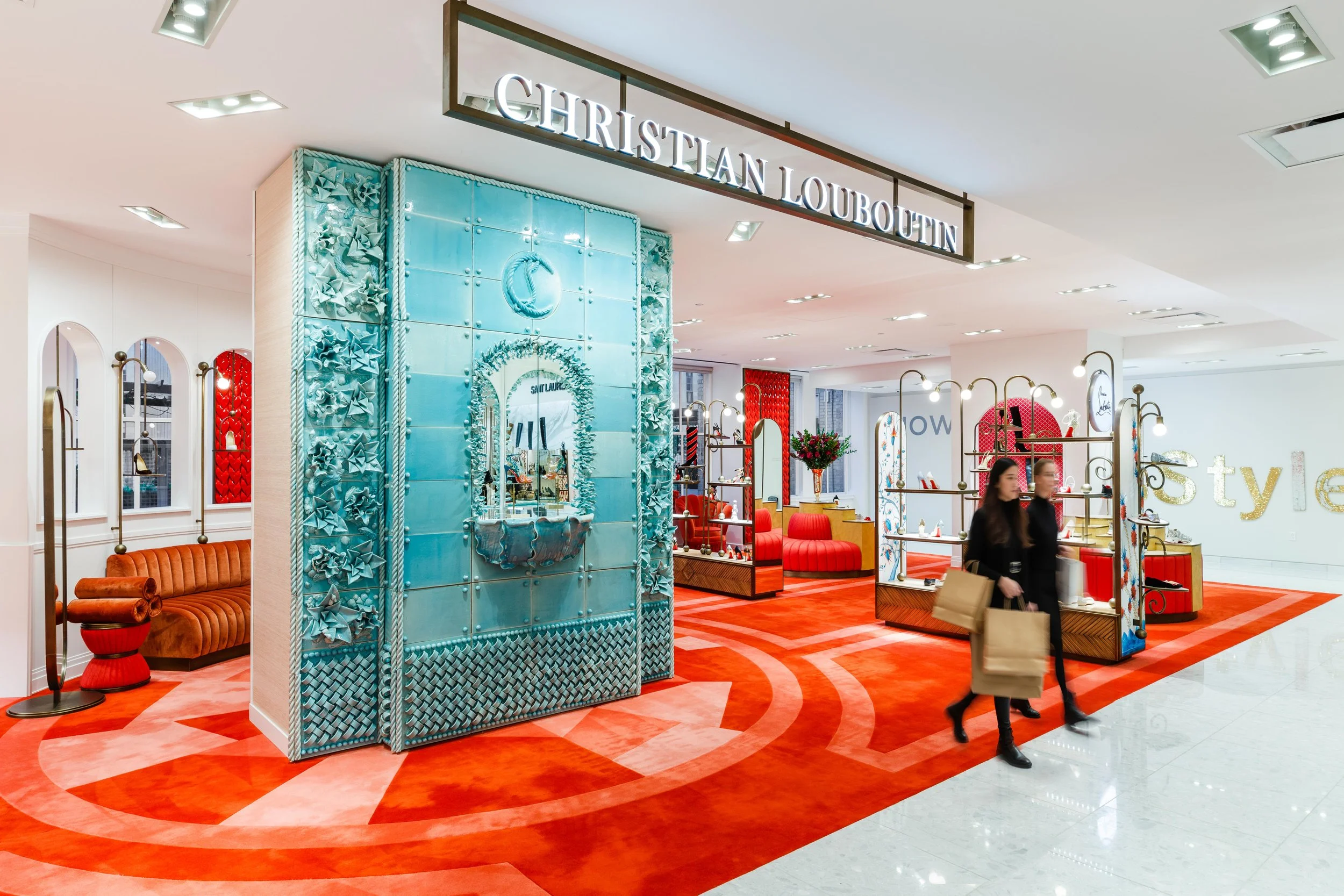 Saks_Fifth_Avenue_8th_Floor-1.jpg