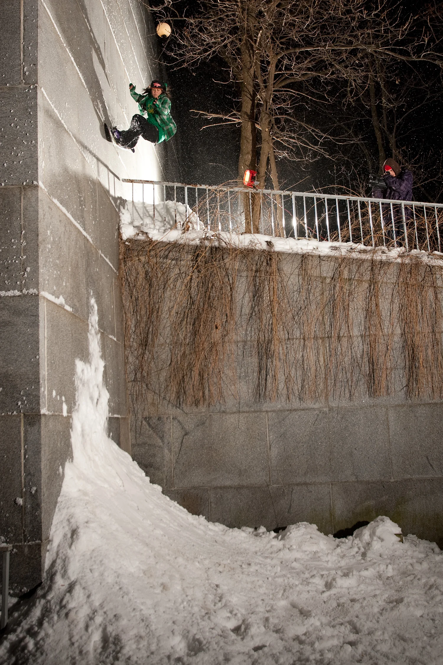 jessicakimura_ottawa_frontsidewallride_ashleybarker_20100119_0095.jpg