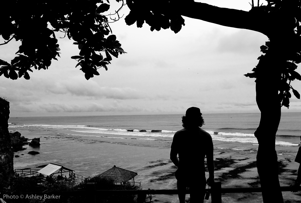 20_bali1_barker_20111109_8