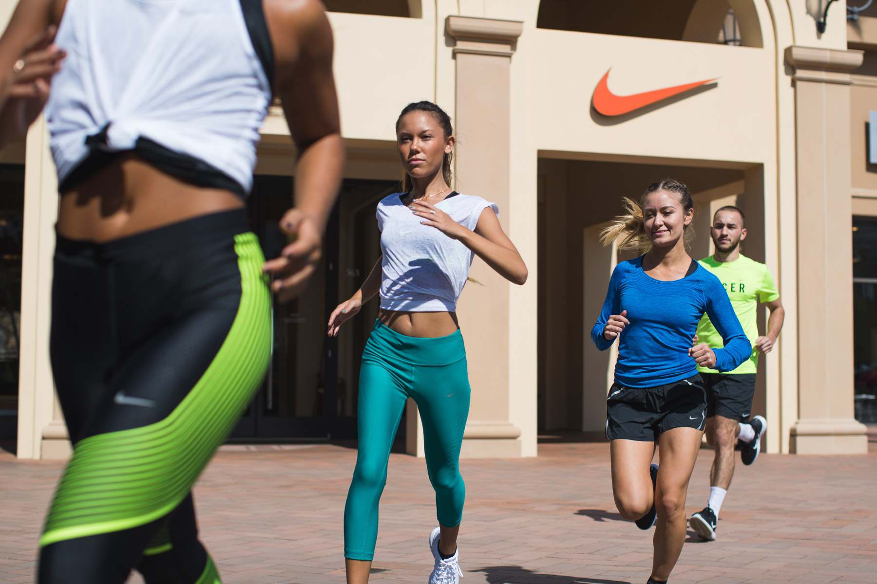 20160910_barkerfoto_nike_orangecounty_running_fitspo_commerical_photographer_1-2.jpg