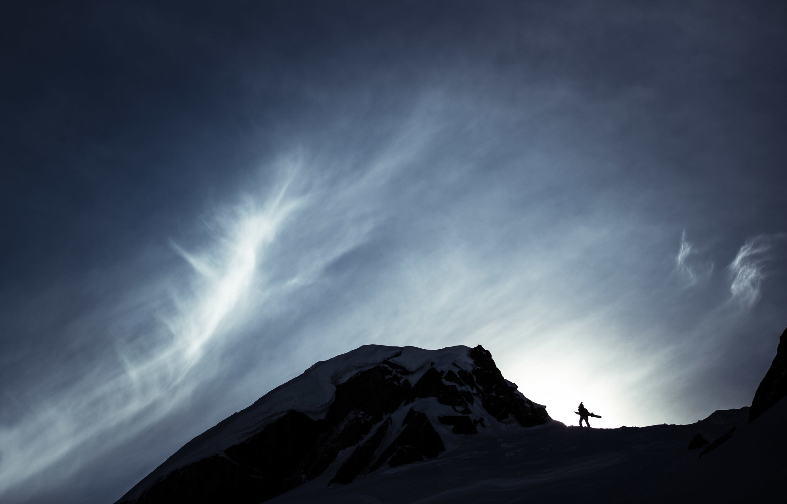 epic silouette mountain life photographer female backass best of award commercial mountain