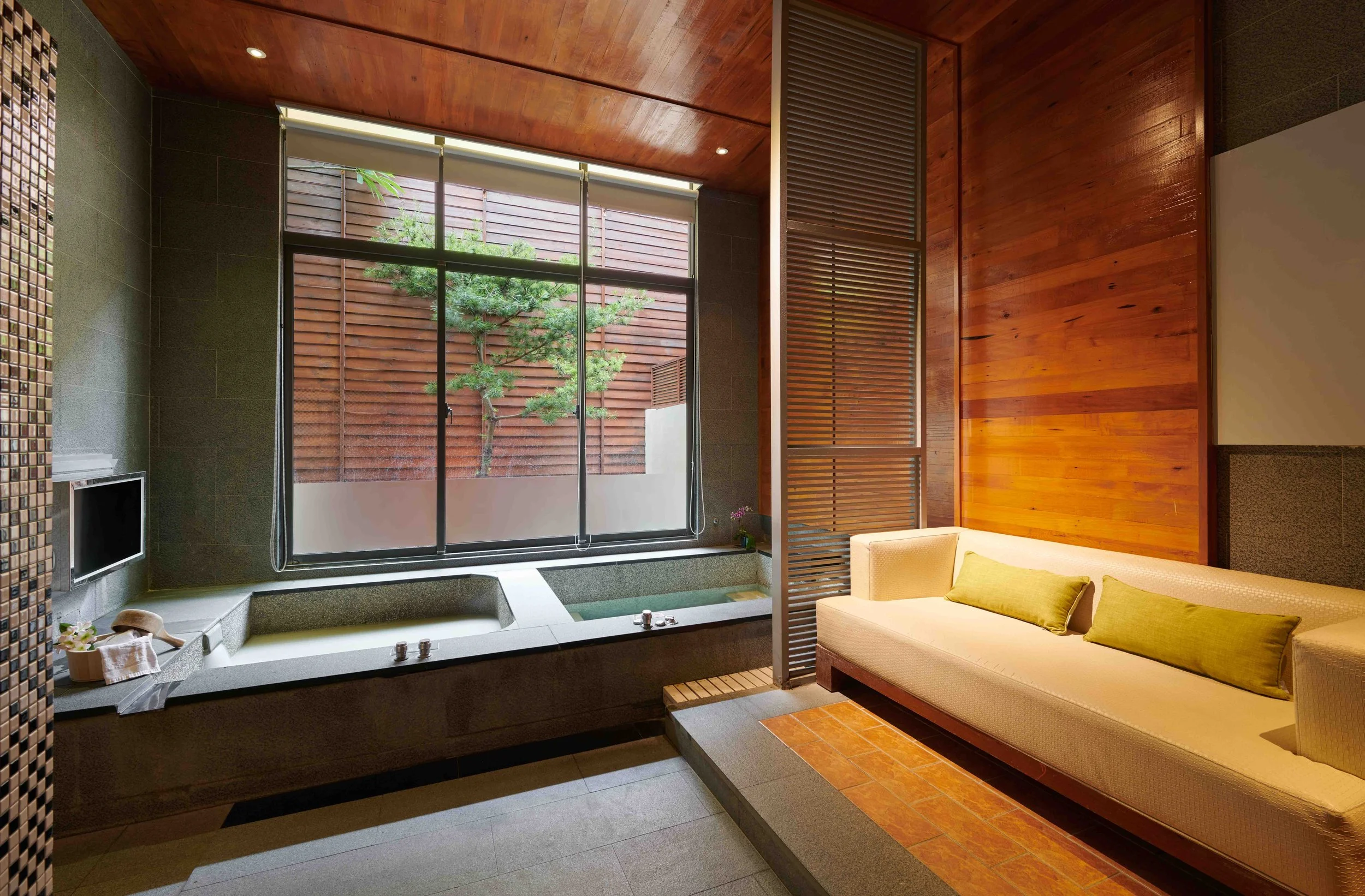 ReikieHotSpringResort_hotspringhouse_s_01.jpg