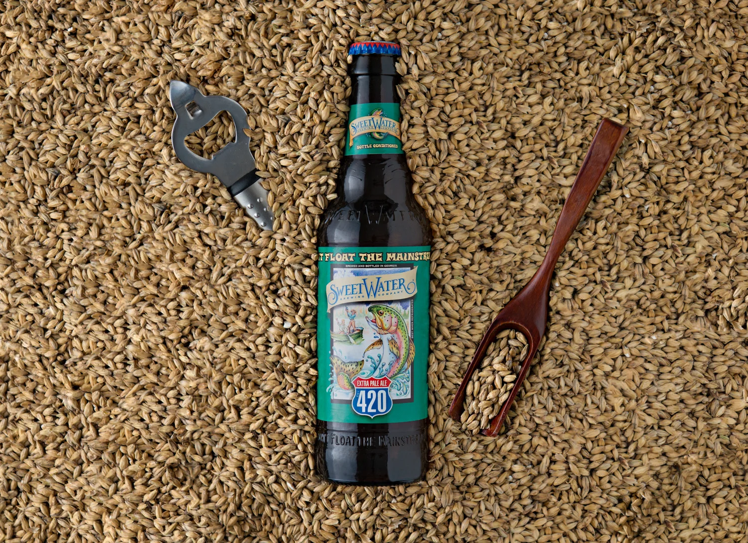 Product Beer Photography SweetWater 420 Pale Ale — Konrad Dwojak Product Photographer