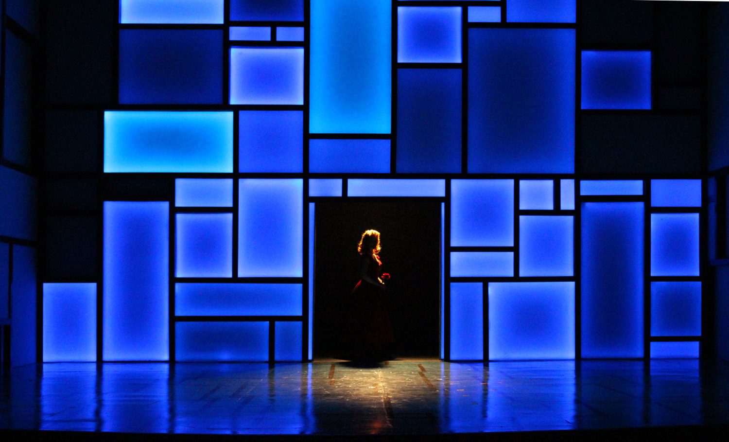 WE CREATED A STAR ENTRACE FOR ELLA (KATE BALDWIN) AT THE TOP OF ACT II