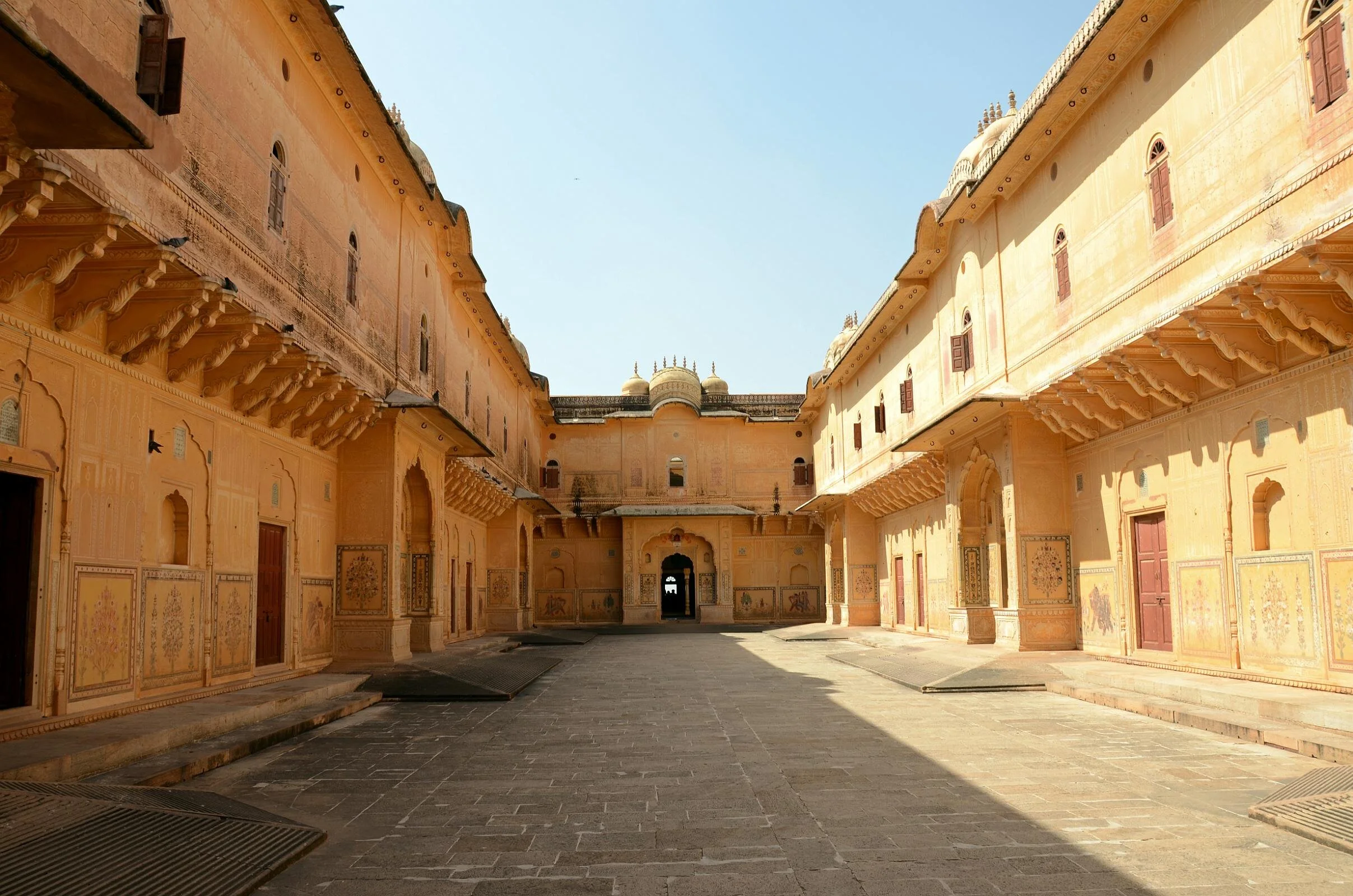 India research - Nahargarh Fort courtyard