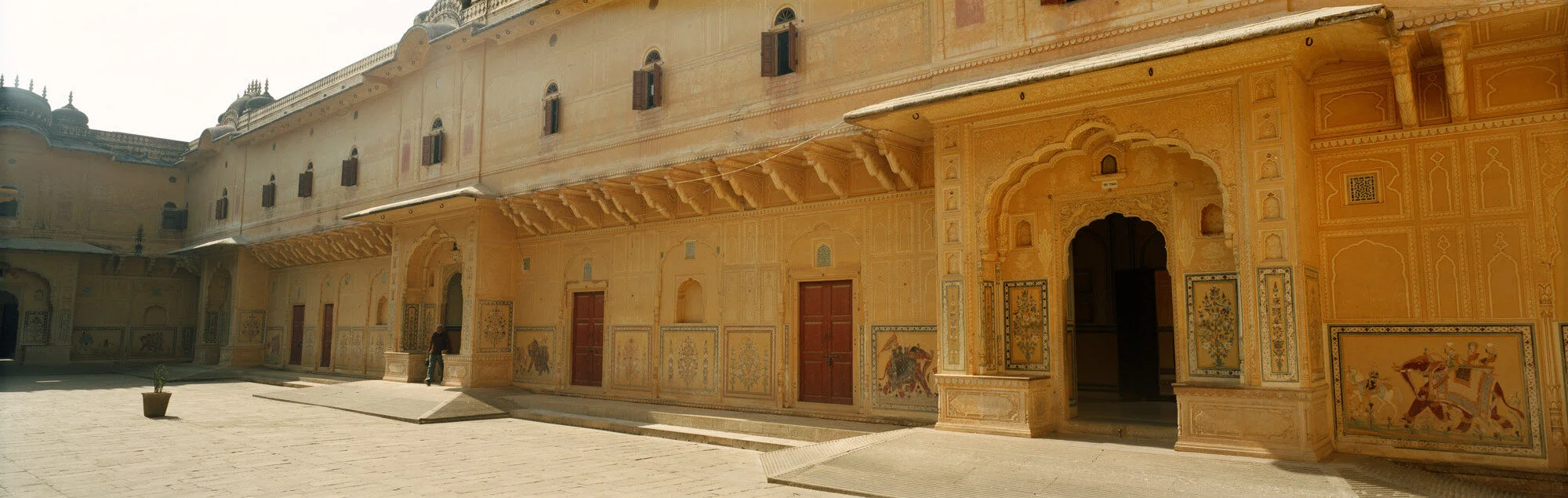 India research - Nahargarh Fort courtyard