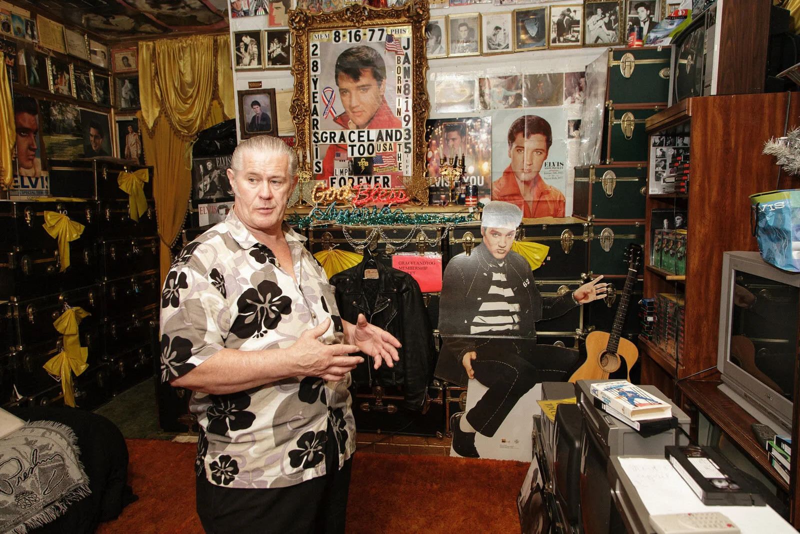 Elvis shrine
