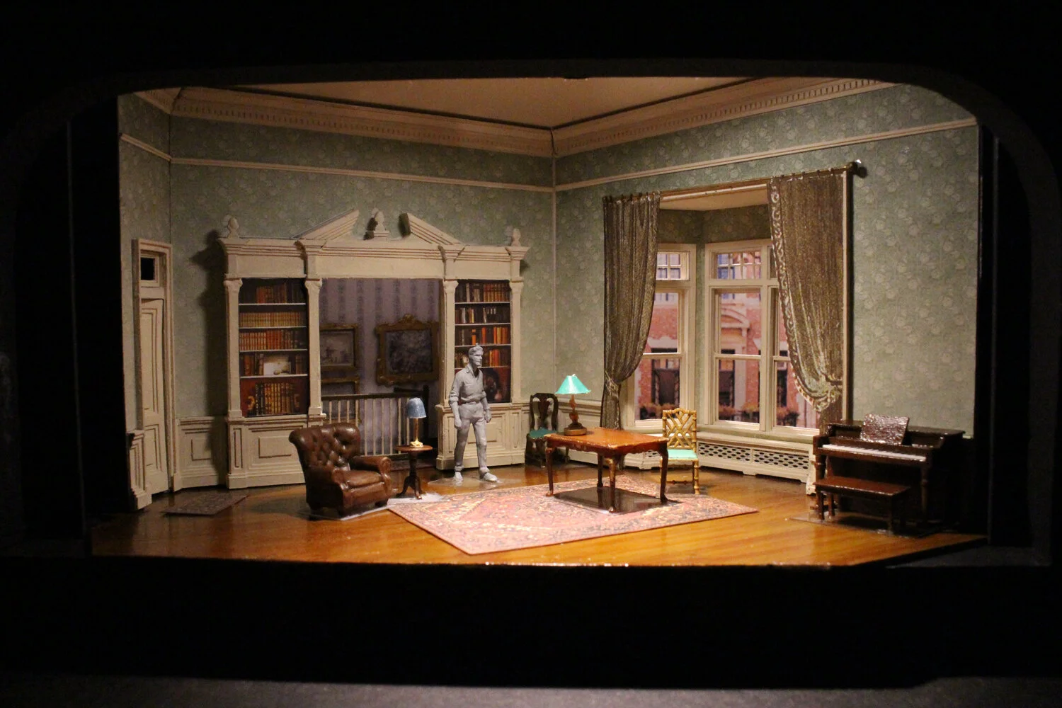 Love &amp; Money - Signature Theater - Model photo