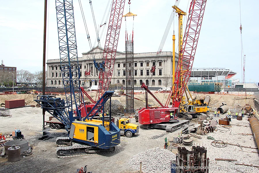 clehilton050914.jpg