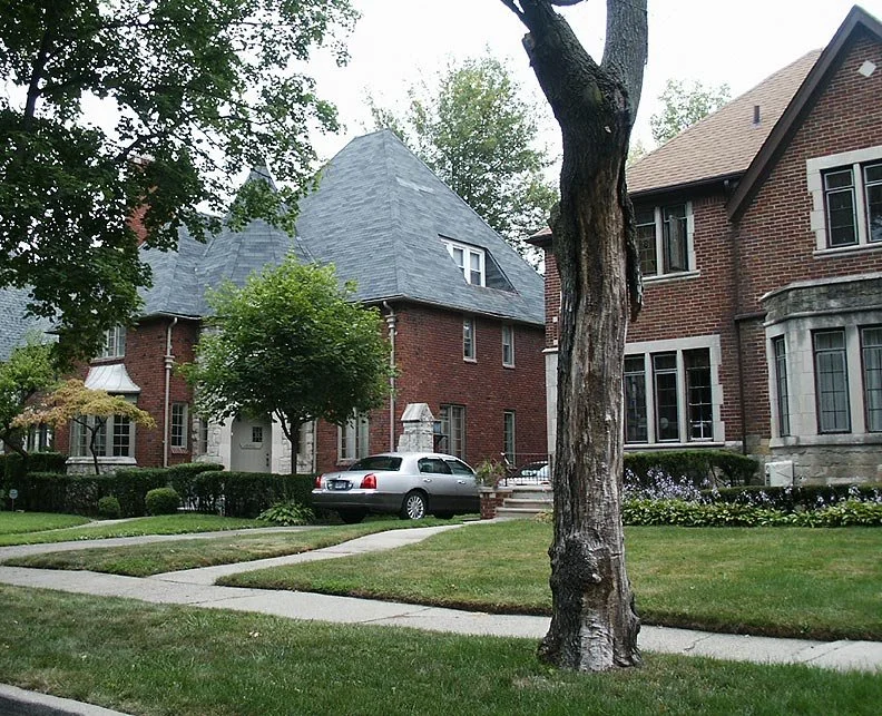 detroit64.jpg