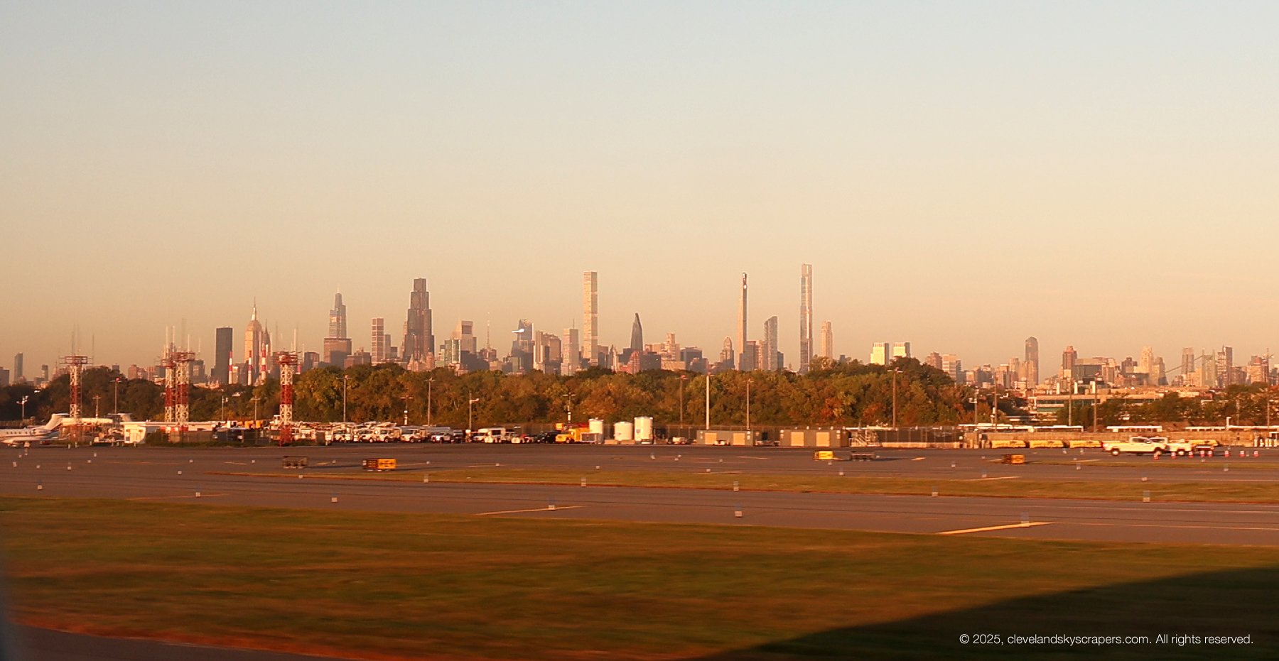 ManhattanLGA.jpg