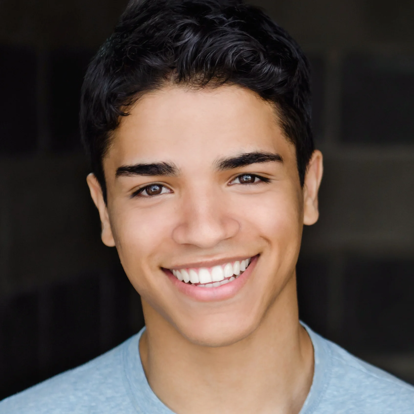 Nieves_Johnathan_High Rez-9523R-2.jpg
