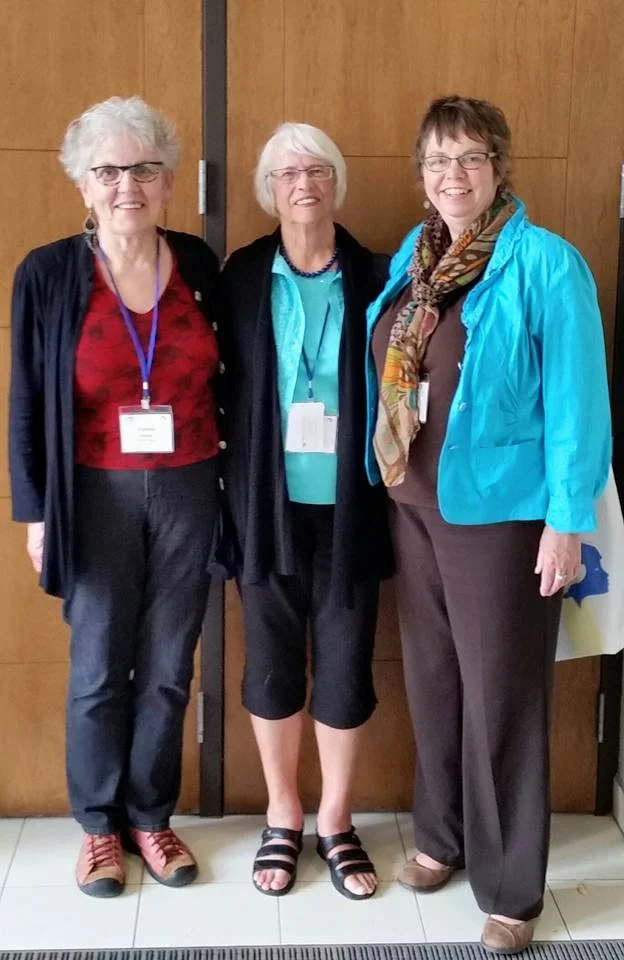 Centre is one of our Past Presidents, Muriel Smith, who attended the 2015 AGM in Quebec City. (Muriel has served as Deputy Premier of Manitoba and Minister of Business Development and Tourism.) 