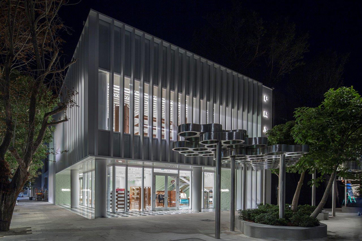 PRADA-Miami-Design-District-02.jpg
