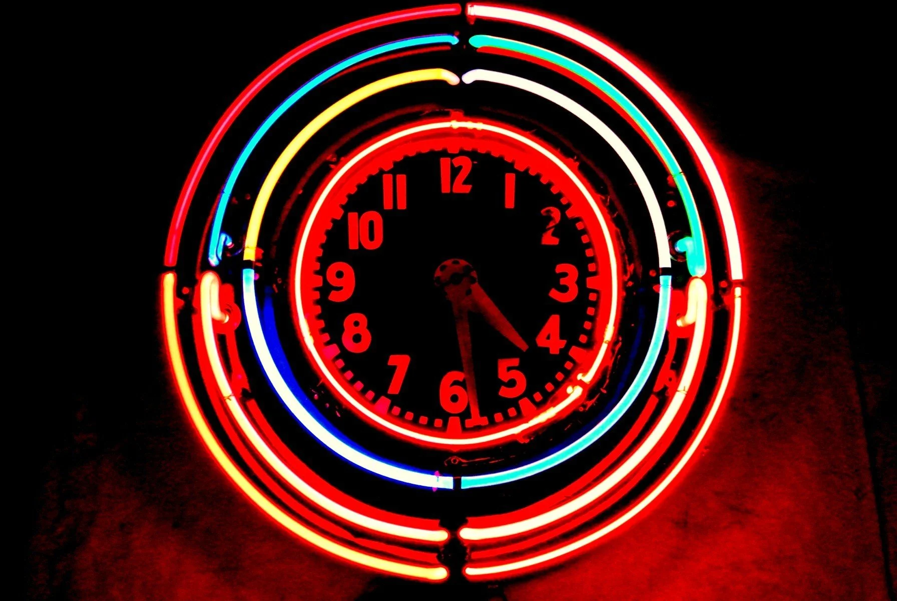 Glo Dial Neon Clock Restoration.jpg