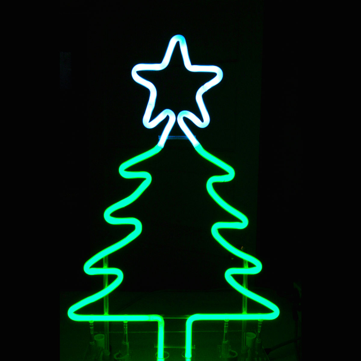 resized neon Christmas tree.jpg