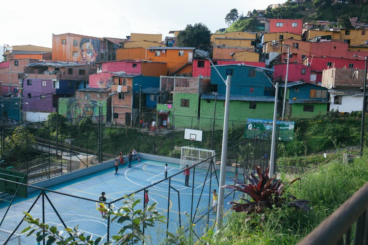 Fronteras Invisibles in Medellin