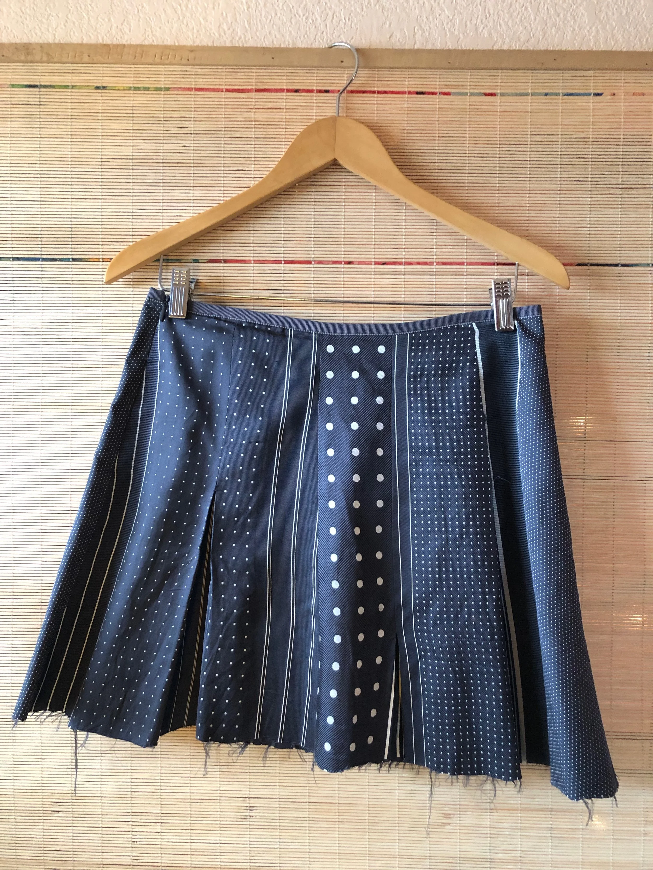 Silk raw edge skirt Made in Italy by