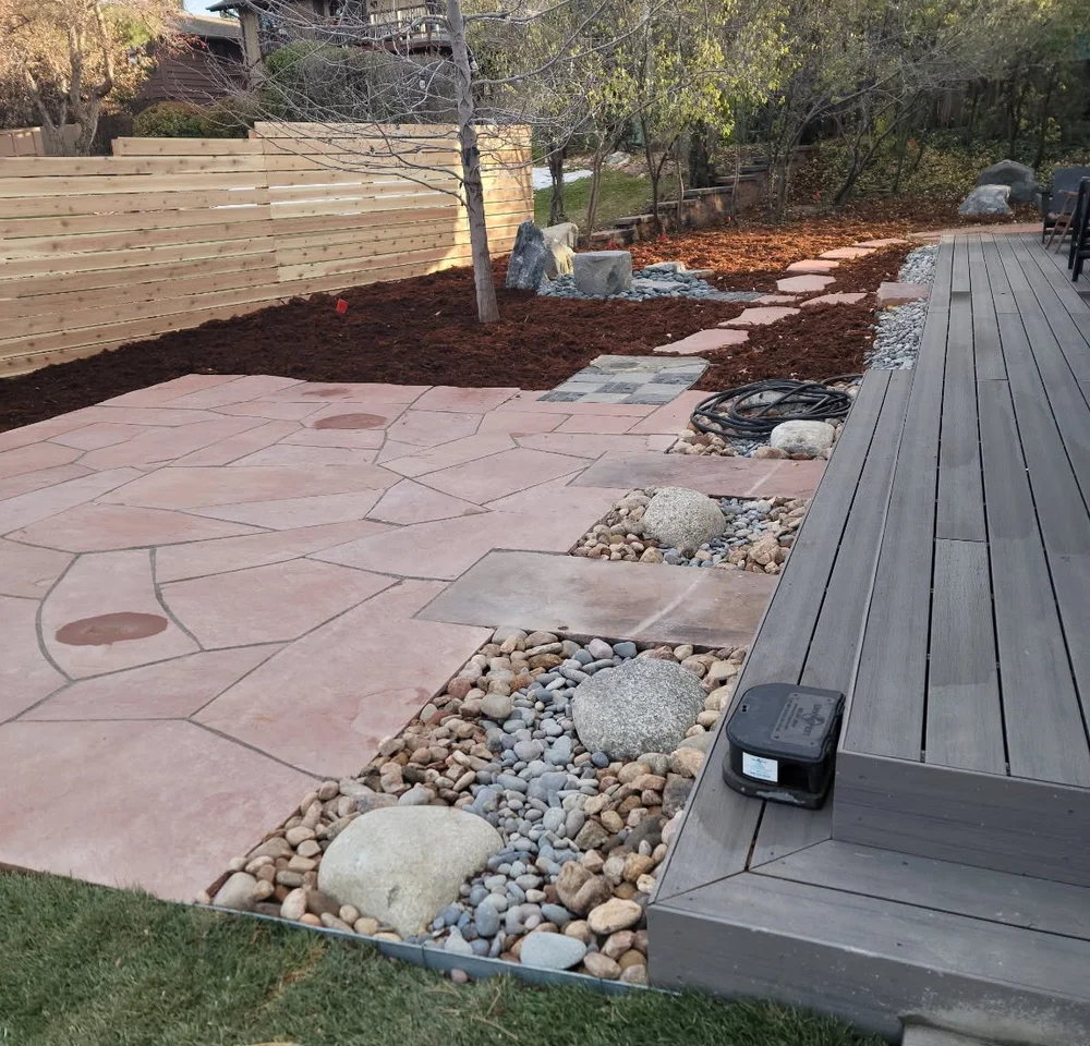 Arizona Red Flagstone  /  Decking