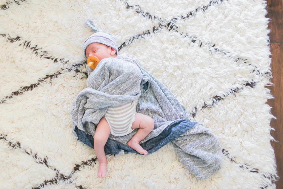 Orange-County-Lifestyle-Newborn-Photography-Kristen-Lynette-Photography_0022.jpg