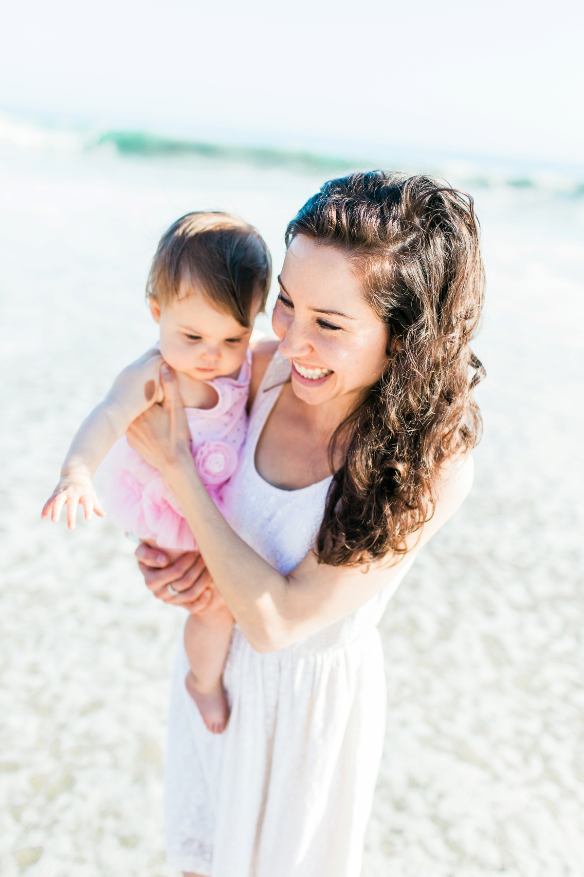 Corona-Del-Mar-Family-Beach-Session_0007.jpg