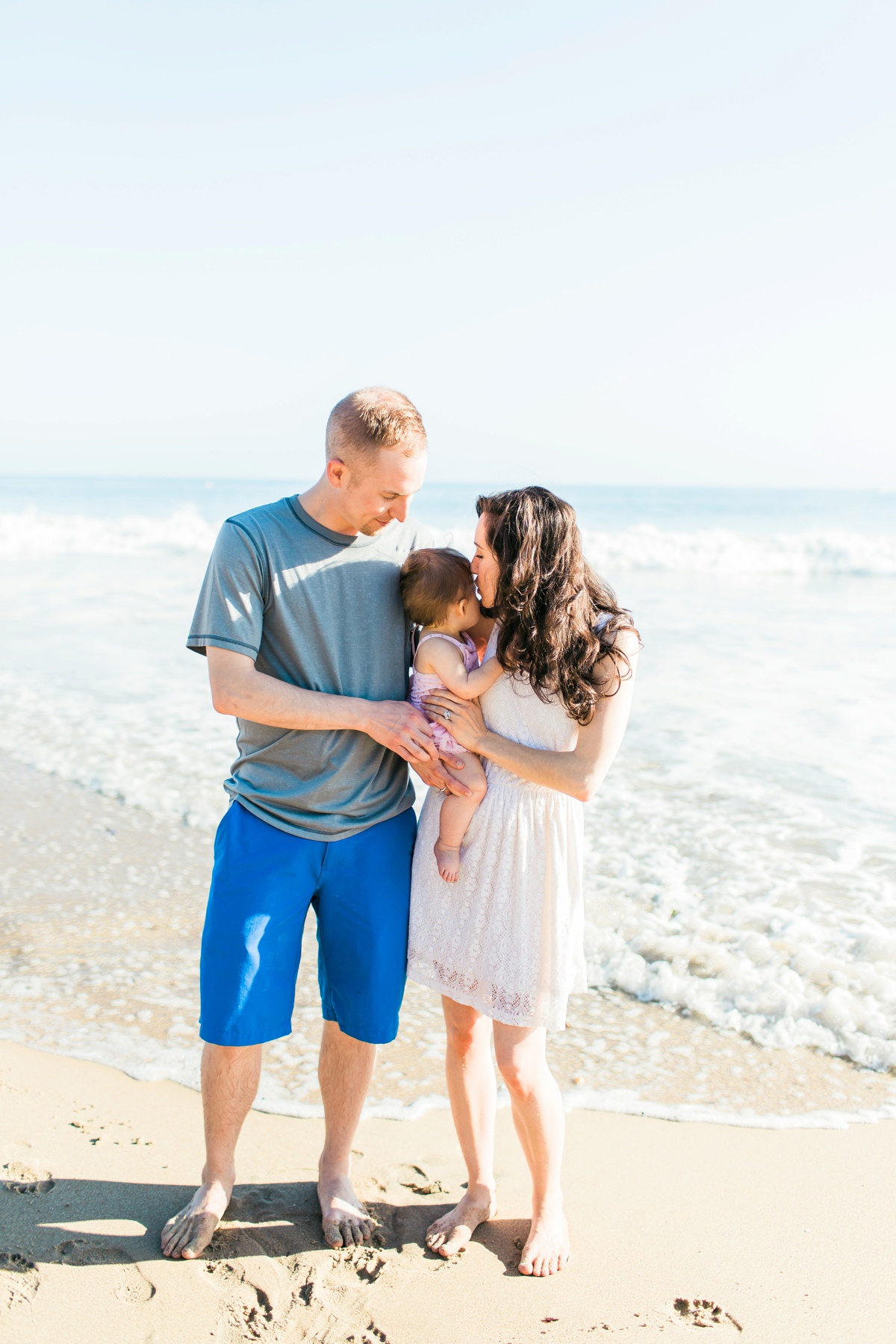 Corona-Del-Mar-Family-Beach-Session_0014.jpg