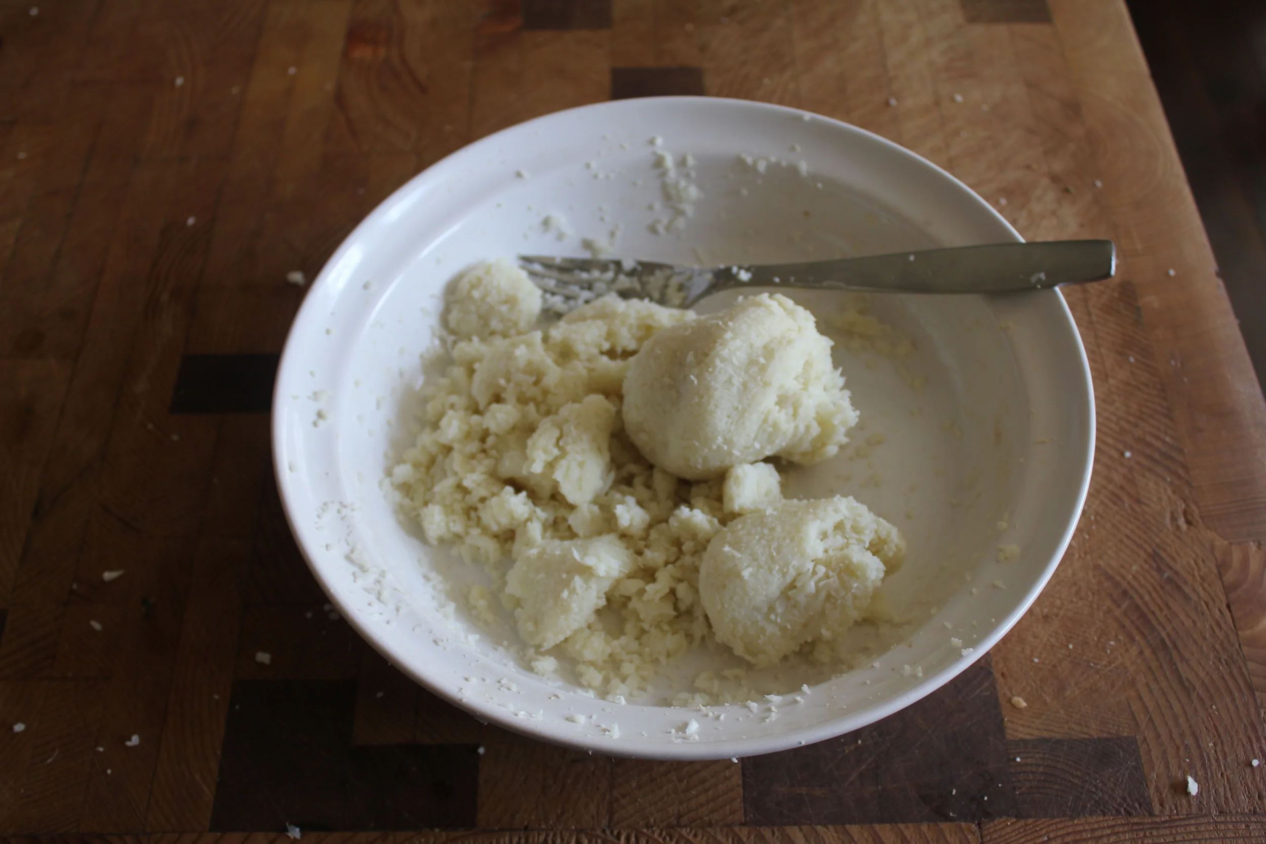 cauliflowerdough.jpg
