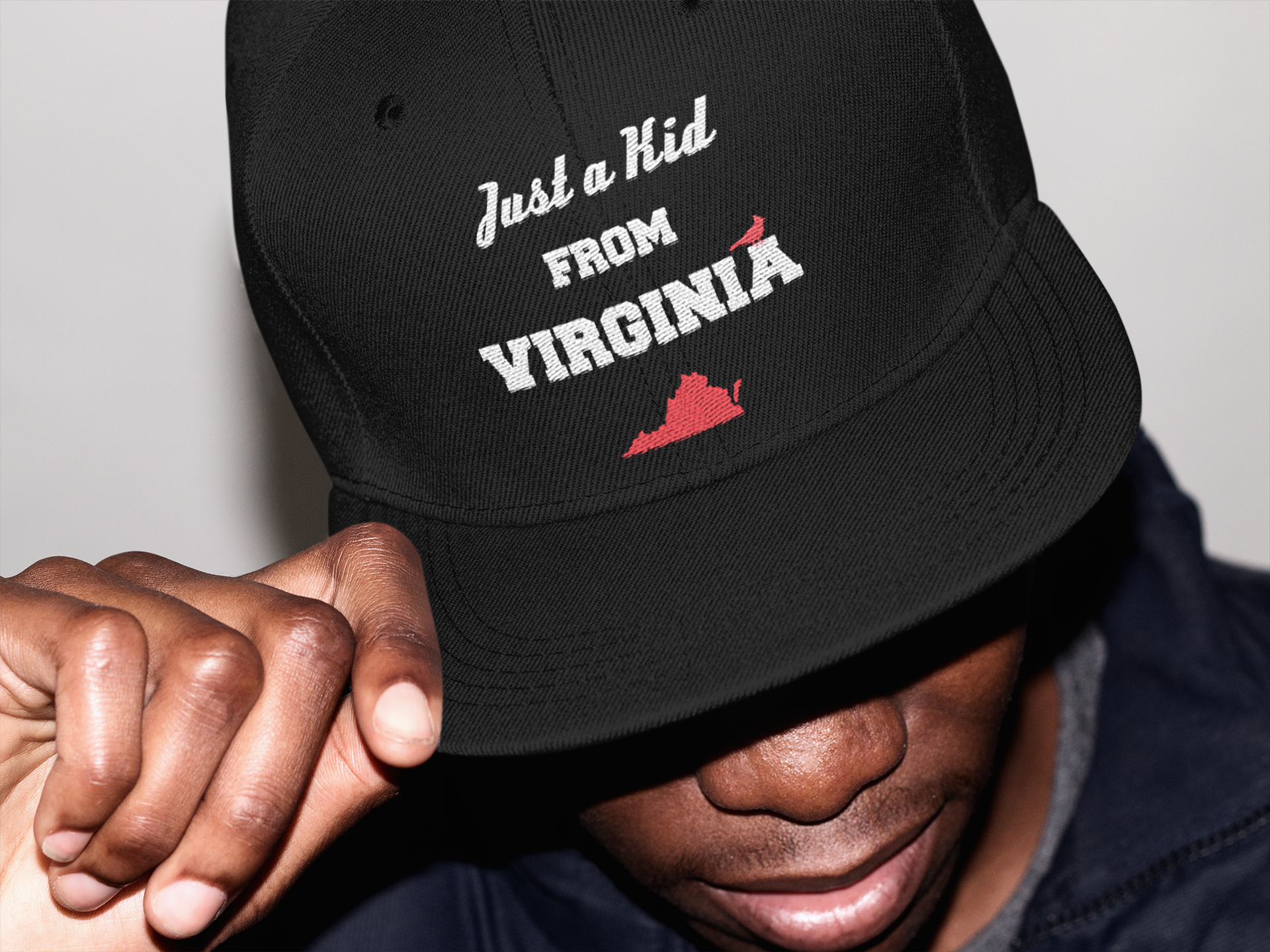 snapback-hat-mockup-of-a-stylish-black-guy-11778a.png