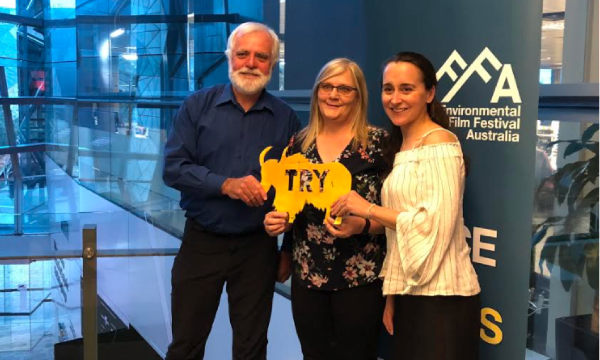 Image: Totally Renewable Yakandandah’s Denis Ginnivan with Voices of the Valley’s Wendy Farmer and panel host Stephanie Niall from University of Melbourne.