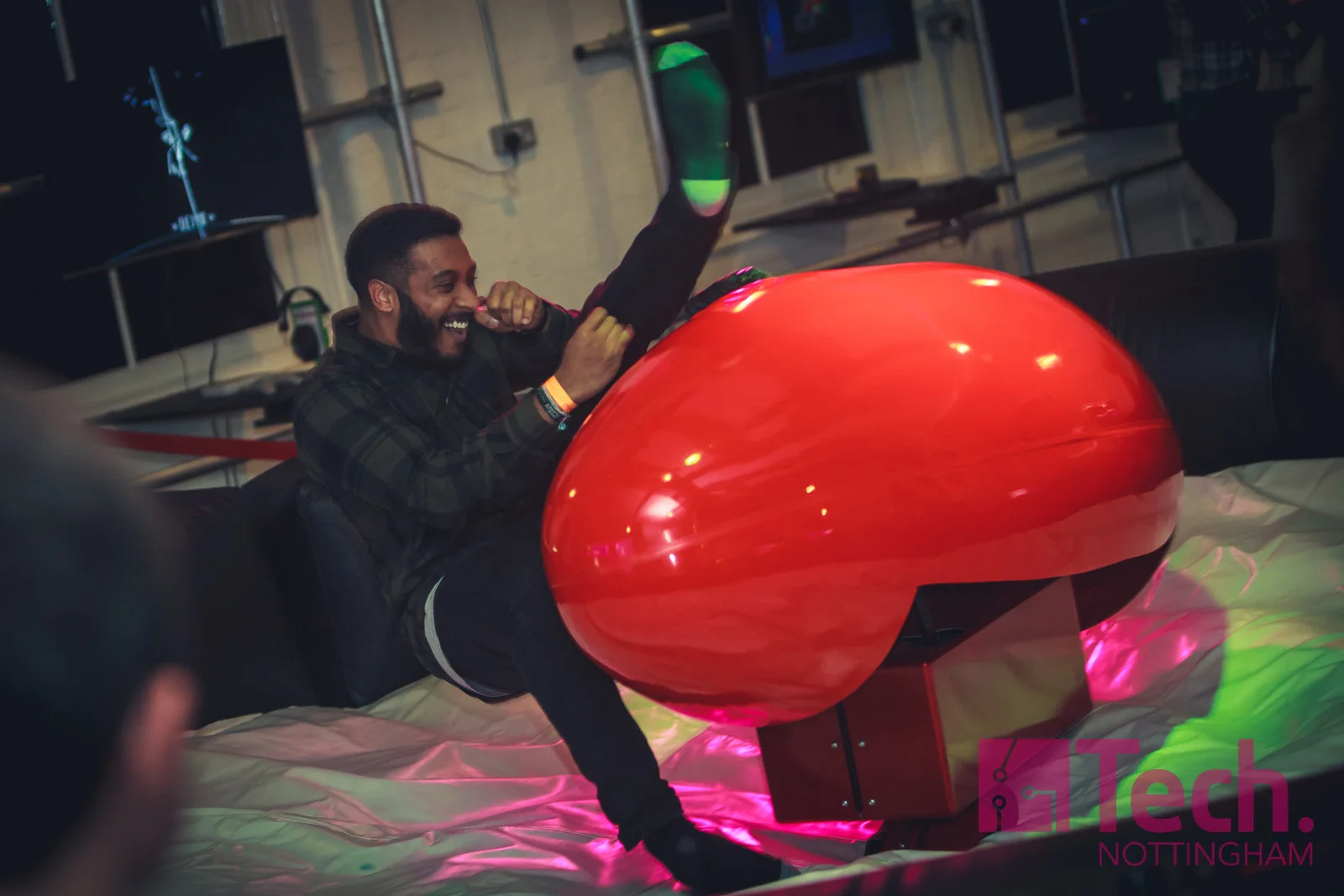 technottingham-200.jpg
