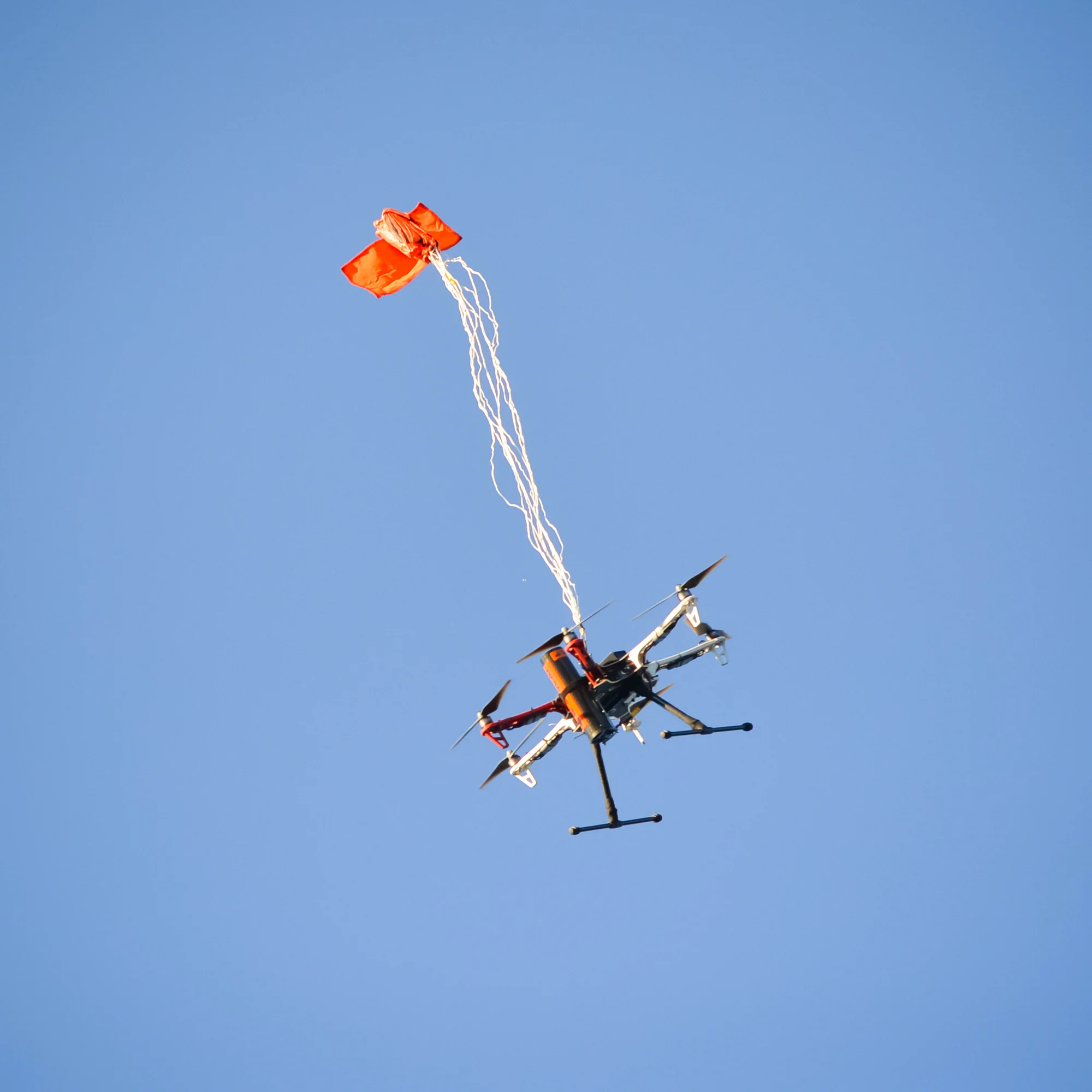 skycat_f550_drop_2000px-3188.jpg