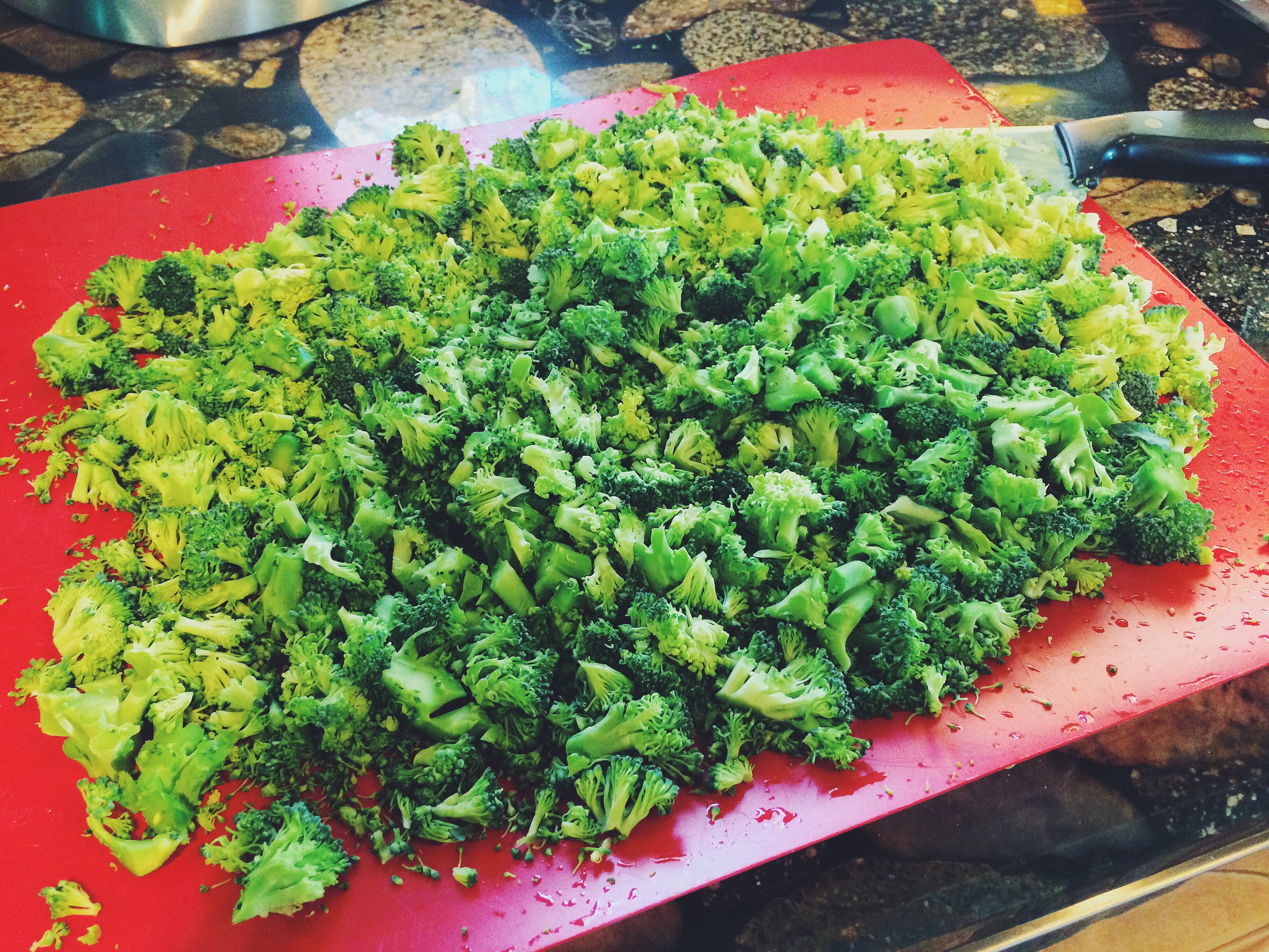   While the flour, butter, and&nbsp;onion are heating and combining. Chop the broccoli florets.&nbsp;  