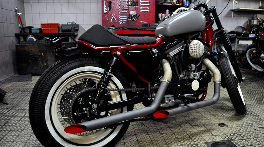 - Bespoke subframe. Whole frame covered in carmin red powder coating; - Bespoke "café racer" seat; - Bespoke rear fender.