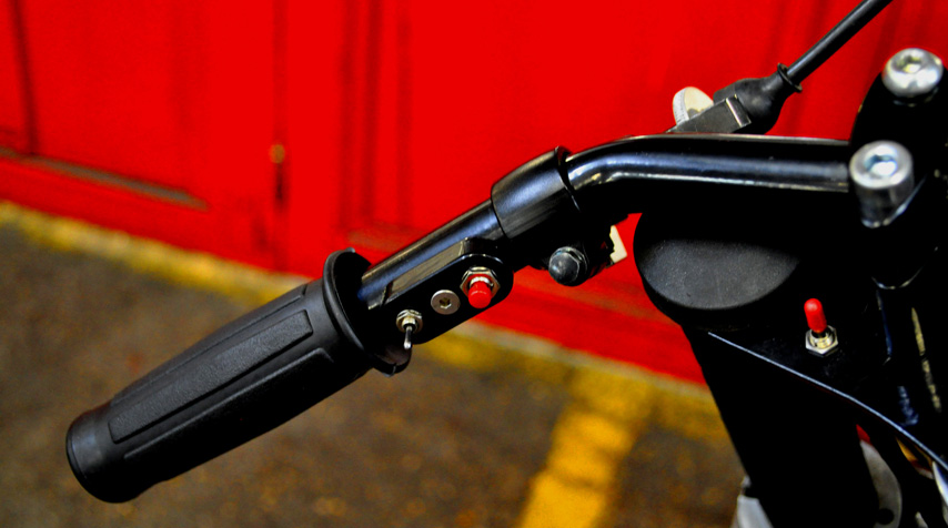 - simplified electric wiring; - stainless stell Blitz Motorcycles mini switches to control horn + blinkers.
