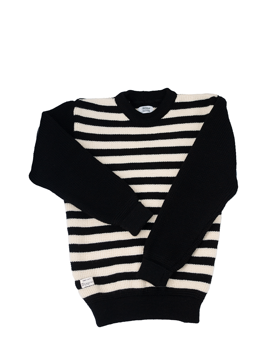 Bumble Bee White Black - Flat.png